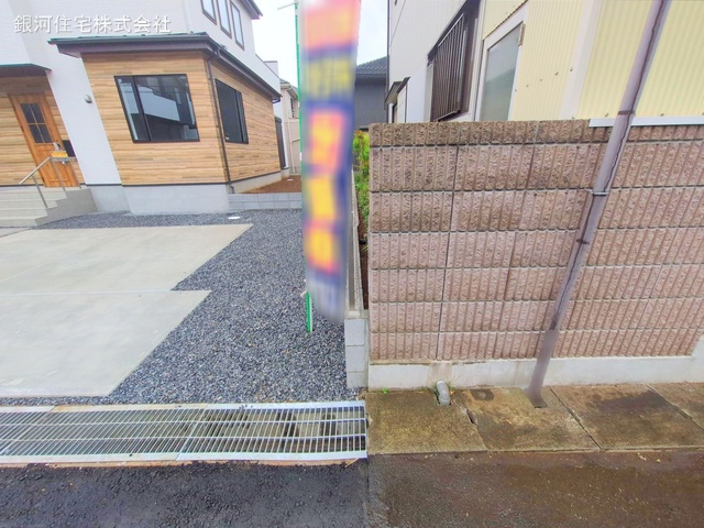 G00371198 千葉県柏市高柳 新築一戸建て 4699万円 土地面積189.52m² (約57.32坪) 建物面積108.99m² (約32.96坪) 間取り４ＬＤＫ 築年月2025年05月【外観12】