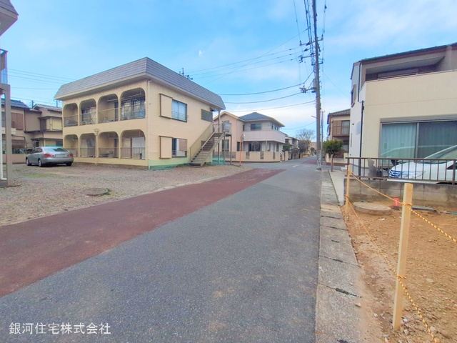 G00371237 千葉県松戸市新松戸南１丁目 新築一戸建て 5899万円 土地面積107.01m² (約32.37坪) 建物面積103.77m² (約31.39坪) 間取り４ＬＤＫ 築年月2025年06月【外観13】