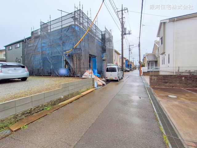 G00371245 千葉県我孫子市東我孫子２丁目 新築一戸建て 4599万円 土地面積127.85m² (約38.67坪) 建物面積105.37m² (約31.87坪) 間取り４ＬＤＫ 築年月2025年06月【外観6】