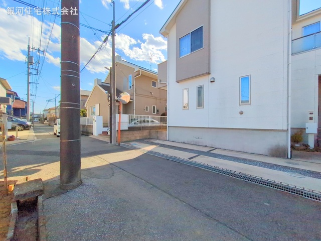G00371245 千葉県我孫子市東我孫子２丁目 新築一戸建て 4599万円 土地面積127.85m² (約38.67坪) 建物面積105.37m² (約31.87坪) 間取り４ＬＤＫ 築年月2025年06月【外観16】