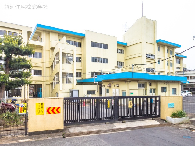 G00371245 千葉県我孫子市東我孫子２丁目 新築一戸建て 4599万円 土地面積127.85m² (約38.67坪) 建物面積105.37m² (約31.87坪) 間取り４ＬＤＫ 築年月2025年06月【周辺環境】我孫子市立高野山小学校