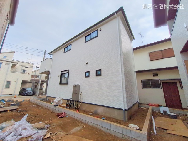 G00371323 千葉県流山市向小金３丁目 新築一戸建て 4699万円 土地面積102.34m² (約30.95坪) 建物面積103.81m² (約31.40坪) 間取り４ＬＤＫ 築年月2025年05月【外観8】