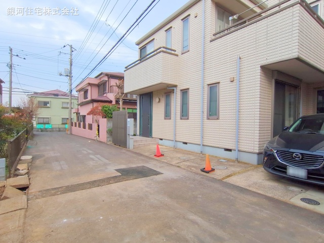 G00371323 千葉県流山市向小金３丁目 新築一戸建て 4699万円 土地面積102.34m² (約30.95坪) 建物面積103.81m² (約31.40坪) 間取り４ＬＤＫ 築年月2025年05月【外観11】