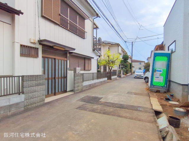 G00371323 千葉県流山市向小金３丁目 新築一戸建て 4699万円 土地面積102.34m² (約30.95坪) 建物面積103.81m² (約31.40坪) 間取り４ＬＤＫ 築年月2025年05月【外観12】