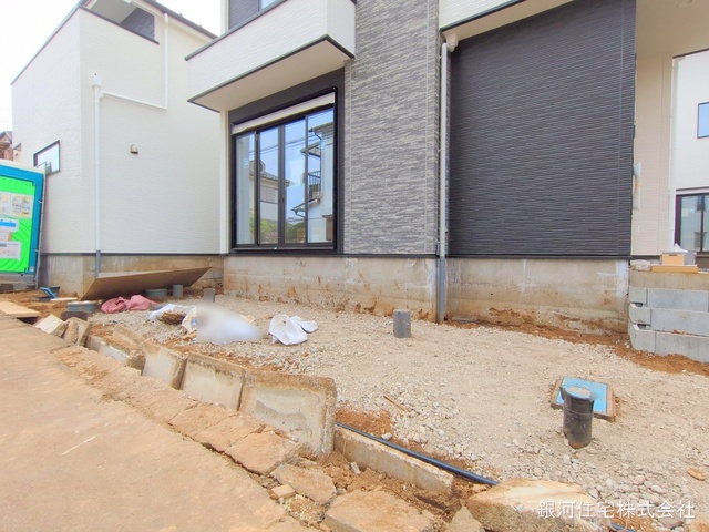 G00371323 千葉県流山市向小金３丁目 新築一戸建て 4699万円 土地面積102.34m² (約30.95坪) 建物面積103.81m² (約31.40坪) 間取り４ＬＤＫ 築年月2025年05月【外観18】