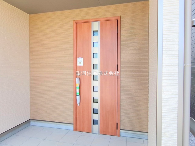 G00371621 埼玉県さいたま市西区大字島根 新築一戸建て 3090万円 土地面積173.18m² (約52.38坪) 建物面積97.29m² (約29.43坪) 間取り４ＬＤＫ 築年月2025年06月(築１年以内)【外観5】