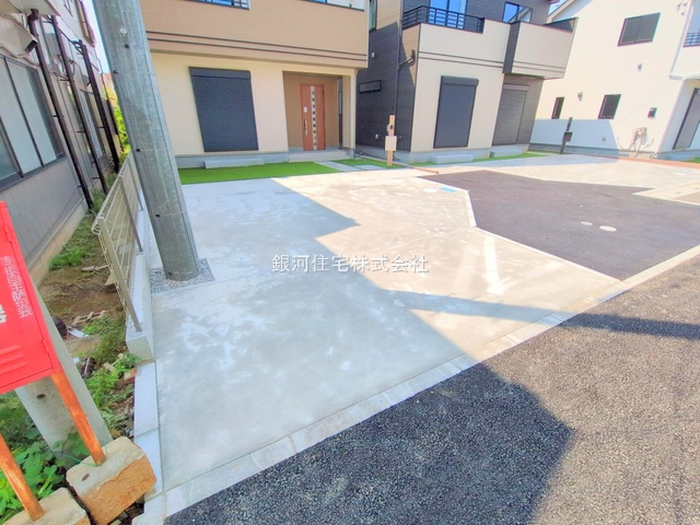 G00371621 埼玉県さいたま市西区大字島根 新築一戸建て 3090万円 土地面積173.18m² (約52.38坪) 建物面積97.29m² (約29.43坪) 間取り４ＬＤＫ 築年月2025年06月(築１年以内)【外観11】