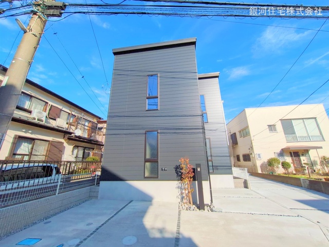 G00371651 神奈川県綾瀬市綾西５丁目 新築一戸建て 4780万円 土地面積106.92m² (約32.34坪) 建物面積101.43m² (約30.68坪) 間取り２ＳＬＤＫ 築年月2025年02月(築１年以内)【外観2】