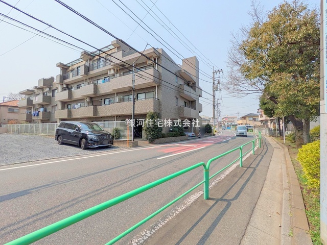 G00371712 東京都練馬区西大泉１丁目 中古マンション 2450万円 専有面積49.01m² (約14.82坪) 間取り３ＤＫ 所在階1階 築年月1995年02月(築30年)【外観6】