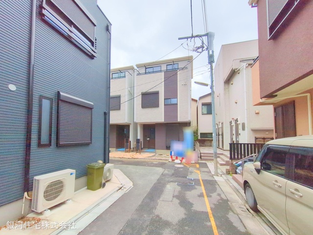 G00371728 東京都北区王子５丁目 新築一戸建て 5980万円 土地面積44.28m² (約13.39坪) 建物面積64.37m² (約19.47坪) 間取り３ＤＫ 築年月2025年04月(築１年以内)【外観3】
