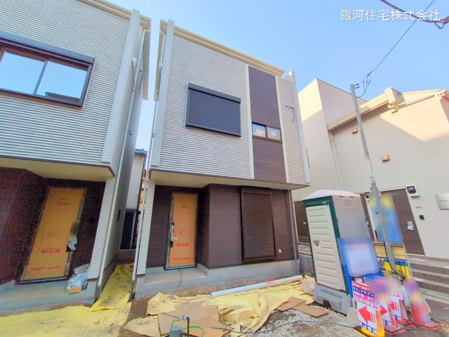 G00371728 東京都北区王子５丁目 新築一戸建て 5980万円 土地面積44.28m² (約13.39坪) 建物面積64.37m² (約19.47坪) 間取り３ＤＫ 築年月2025年04月(築１年以内)【外観4】