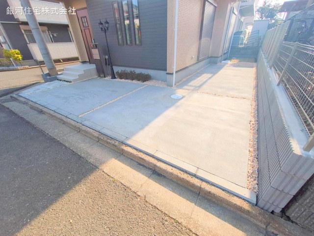 G00371856 神奈川県藤沢市大庭 新築一戸建て 4890万円 土地面積114.80m² (約34.72坪) 建物面積91.71m² (約27.74坪) 間取り３ＬＤＫ 築年月2025年03月(築１年以内)【外観8】