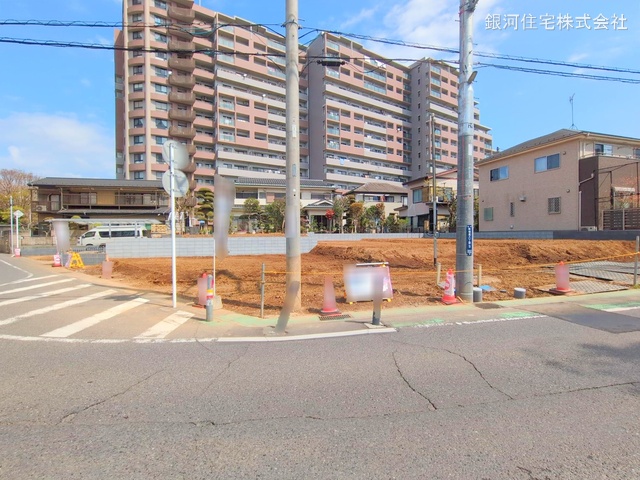 G00372028 千葉県柏市南増尾８丁目 新築一戸建て 3590万円 土地面積131.84m² (約39.88坪) 建物面積104.33m² (約31.55坪) 間取り４ＬＤＫ 築年月2025年07月【外観5】