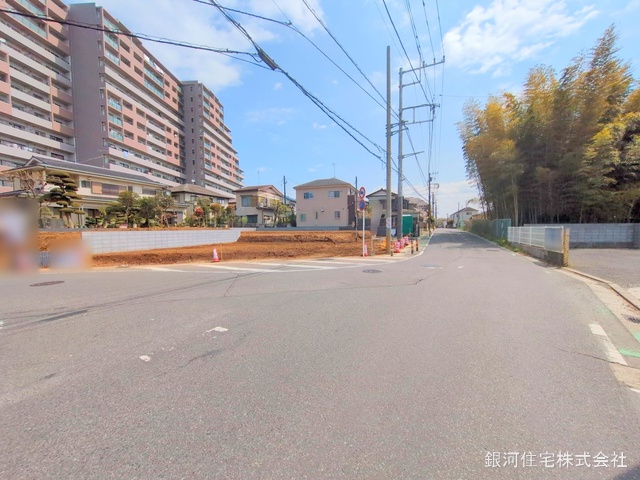 G00372028 千葉県柏市南増尾８丁目 新築一戸建て 3590万円 土地面積131.84m² (約39.88坪) 建物面積104.33m² (約31.55坪) 間取り４ＬＤＫ 築年月2025年07月【外観6】