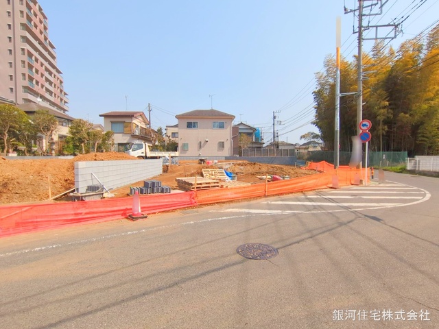 G00372028 千葉県柏市南増尾８丁目 新築一戸建て 3590万円 土地面積131.84m² (約39.88坪) 建物面積104.33m² (約31.55坪) 間取り４ＬＤＫ 築年月2025年07月【外観10】