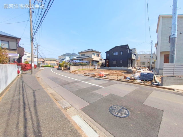G00372764 神奈川県茅ヶ崎市円蔵 新築一戸建て 4580万円 土地面積163.30m² (約49.39坪) 建物面積99.08m² (約29.97坪) 間取り３ＬＤＫ 築年月2025年04月(築１年以内)【外観3】