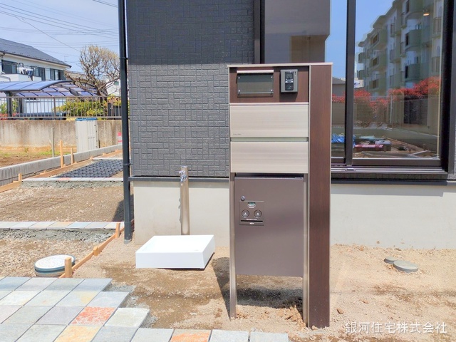 G00372764 神奈川県茅ヶ崎市円蔵 新築一戸建て 4580万円 土地面積163.30m² (約49.39坪) 建物面積99.08m² (約29.97坪) 間取り３ＬＤＫ 築年月2025年04月(築１年以内)【外観4】