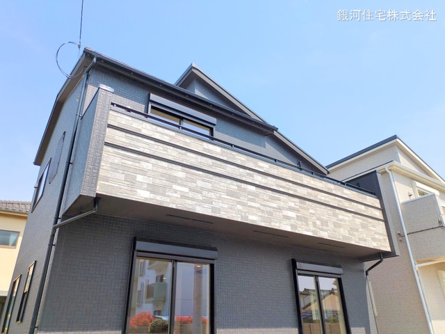 G00372764 神奈川県茅ヶ崎市円蔵 新築一戸建て 4580万円 土地面積163.30m² (約49.39坪) 建物面積99.08m² (約29.97坪) 間取り３ＬＤＫ 築年月2025年04月(築１年以内)【外観9】