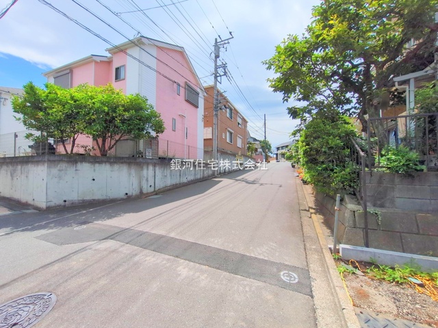 G00372817 神奈川県綾瀬市綾西５丁目 新築一戸建て 5299万円 土地面積165.26m² (約49.99坪) 建物面積110.96m² (約33.56坪) 間取り４ＬＤＫ 築年月2025年07月【外観15】