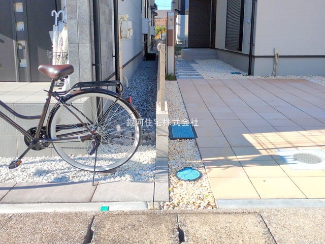 G00372850 埼玉県さいたま市南区大字広ヶ谷戸 中古一戸建て 4990万円 土地面積109.85m² (約33.22坪) 建物面積94.39m² (約28.55坪) 間取り３ＬＤＫ 築年月2024年11月(築1年)【外観8】