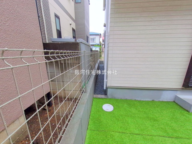 G00372923 東京都東村山市青葉町１丁目 新築一戸建て 3990万円 土地面積116.13m² (約35.12坪) 建物面積92.32m² (約27.92坪) 間取り４ＬＤＫ 築年月2025年03月(築１年以内)【外観7】