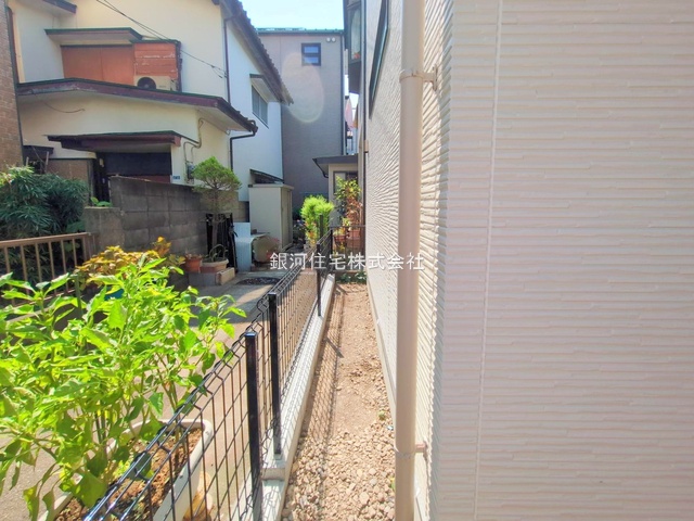 G00372996 神奈川県綾瀬市大上３丁目 新築一戸建て 3580万円 土地面積76.84m² (約23.24坪) 建物面積86.35m² (約26.12坪) 間取り２ＳＬＤＫ 築年月2025年12月【外観17】