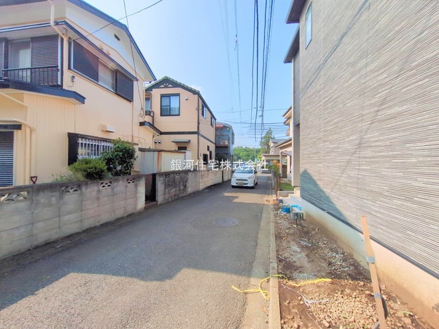 G00372997 神奈川県綾瀬市大上７丁目 新築一戸建て 3980万円 土地面積102.82m² (約31.10坪) 建物面積98.11m² (約29.67坪) 間取り４ＬＤＫ 築年月2025年11月【外観10】