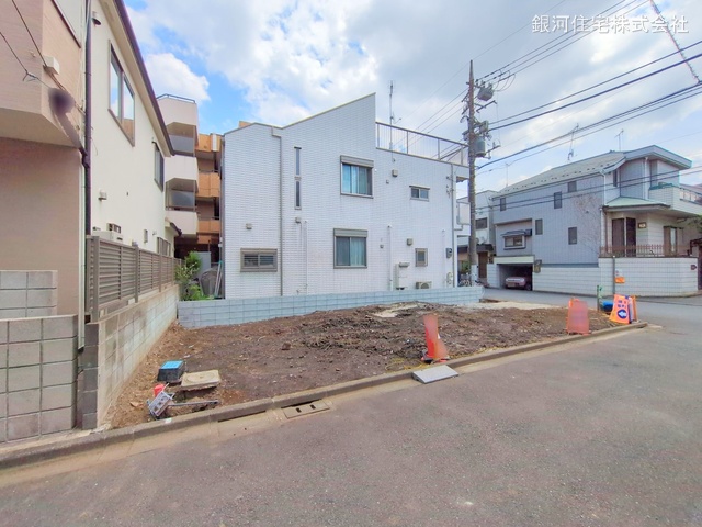 G00373288 東京都中野区江古田４丁目 新築一戸建て 7980万円 土地面積77.80m² (約23.53坪) 建物面積96.18m² (約29.09坪) 間取り４ＬＤＫ 築年月2025年08月【外観2】