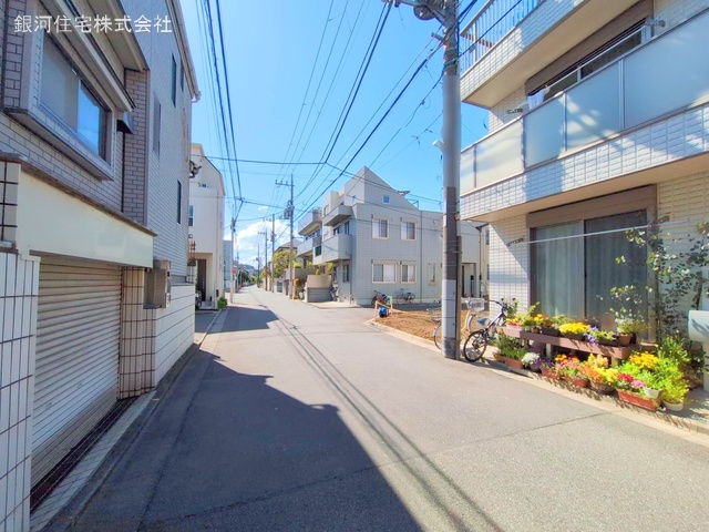 G00373288 東京都中野区江古田４丁目 新築一戸建て 7980万円 土地面積77.80m² (約23.53坪) 建物面積96.18m² (約29.09坪) 間取り４ＬＤＫ 築年月2025年08月【外観8】
