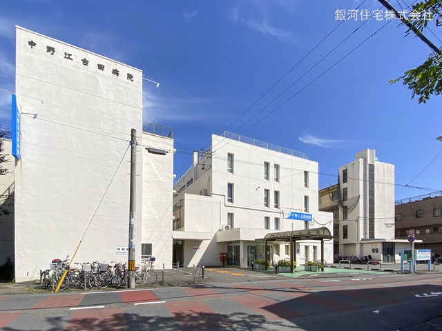 G00373288 東京都中野区江古田４丁目 新築一戸建て 7980万円 土地面積77.80m² (約23.53坪) 建物面積96.18m² (約29.09坪) 間取り４ＬＤＫ 築年月2025年08月【周辺環境】中野江古田病院
