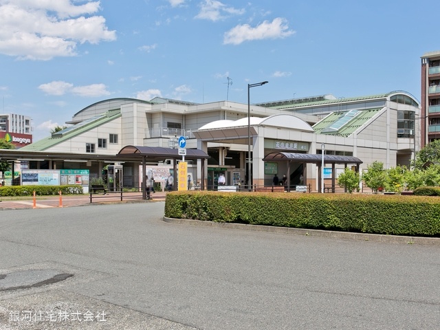 G00373290 東京都東久留米市前沢４丁目 新築一戸建て 4380万円 土地面積100.52m² (約30.40坪) 建物面積95.37m² (約28.84坪) 間取り２ＳＬＤＫ 築年月2025年07月【周辺環境】西武鉄道新宿線「花小金井」駅