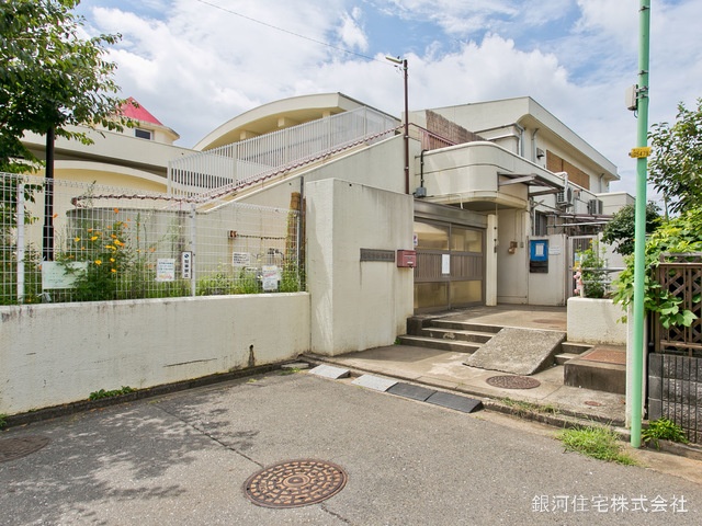 G00373290 東京都東久留米市前沢４丁目 新築一戸建て 4380万円 土地面積100.52m² (約30.40坪) 建物面積95.37m² (約28.84坪) 間取り２ＳＬＤＫ 築年月2025年07月【周辺環境】まえさわ保育園