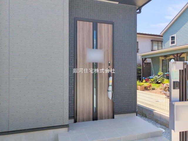 G00373291 神奈川県小田原市堀之内 新築一戸建て 2980万円 土地面積149.86m² (約45.33坪) 建物面積101.02m² (約30.55坪) 間取り４ＬＤＫ 築年月2025年06月(築１年以内)【外観18】