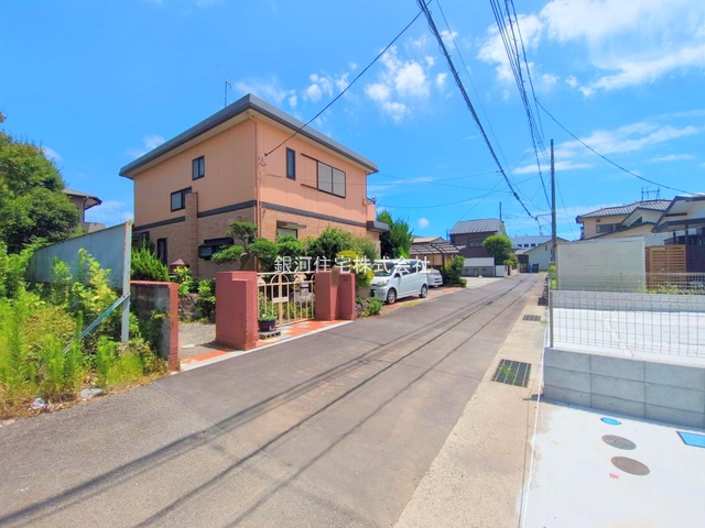 G00373293 神奈川県小田原市堀之内 新築一戸建て 2980万円 土地面積149.85m² (約45.32坪) 建物面積101.85m² (約30.80坪) 間取り４ＬＤＫ 築年月2025年06月(築１年以内)【外観12】