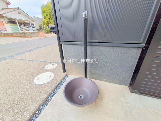 G00373353 埼玉県入間市大字上藤沢 中古一戸建て 4780万円 土地面積136.14m² (約41.18坪) 建物面積97.70m² (約29.55坪) 間取り２ＳＬＤＫ 築年月2024年07月(築1年)【外観5】