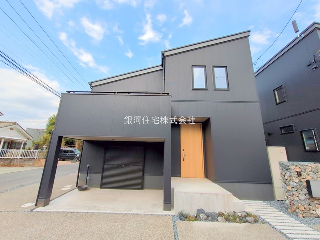 G00373353 埼玉県入間市大字上藤沢 中古一戸建て 4780万円 土地面積136.14m² (約41.18坪) 建物面積97.70m² (約29.55坪) 間取り２ＳＬＤＫ 築年月2024年07月(築1年)【外観7】