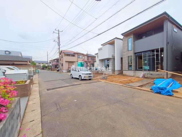 G00373475 千葉県船橋市薬円台３丁目 新築一戸建て 4390万円 土地面積110.00m² (約33.27坪) 建物面積101.02m² (約30.55坪) 間取り３ＳＬＤＫ 築年月2025年06月【外観13】