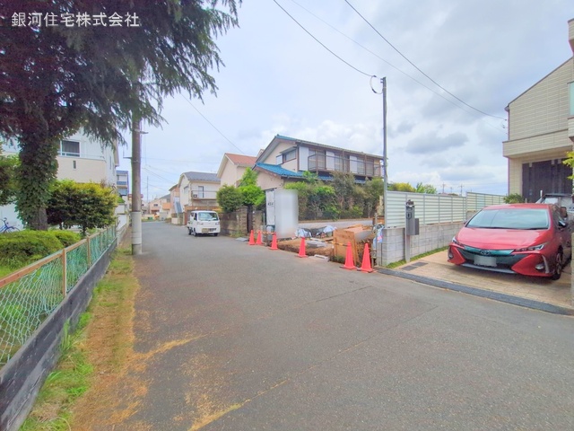 G00373529 東京都国立市青柳１丁目 新築一戸建て 6499万円 土地面積131.64m² (約39.82坪) 建物面積100.38m² (約30.36坪) 間取り４ＬＤＫ 築年月2025年07月【外観3】