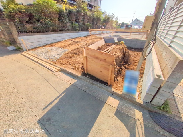 G00373529 東京都国立市青柳１丁目 新築一戸建て 6499万円 土地面積131.64m² (約39.82坪) 建物面積100.38m² (約30.36坪) 間取り４ＬＤＫ 築年月2025年07月【外観12】