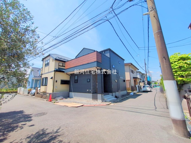 G00373548 神奈川県横浜市港北区新吉田東５丁目 新築一戸建て 5580万円 土地面積70.39m² (約21.29坪) 建物面積70.38m² (約21.28坪) 間取り２ＳＬＤＫ 築年月2025年05月(築１年以内)【外観3】