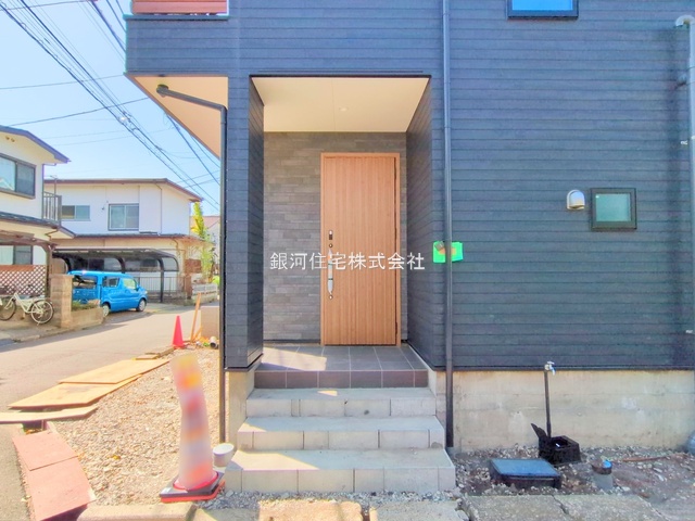 G00373548 神奈川県横浜市港北区新吉田東５丁目 新築一戸建て 5580万円 土地面積70.39m² (約21.29坪) 建物面積70.38m² (約21.28坪) 間取り２ＳＬＤＫ 築年月2025年05月(築１年以内)【外観17】