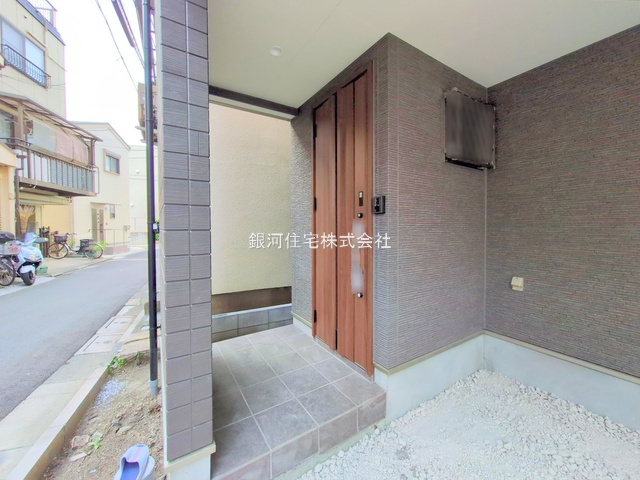 G00373612 東京都墨田区八広５丁目 新築一戸建て 4580万円 土地面積45.82m² (約13.86坪) 建物面積88.36m² (約26.72坪) 間取り３ＬＤＫ 築年月2025年05月(築１年以内)【外観13】