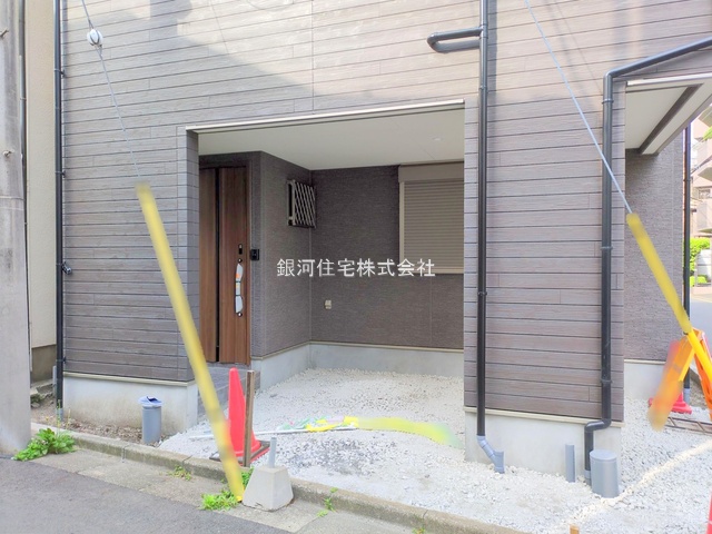 G00373612 東京都墨田区八広５丁目 新築一戸建て 4580万円 土地面積45.82m² (約13.86坪) 建物面積88.36m² (約26.72坪) 間取り３ＬＤＫ 築年月2025年05月(築１年以内)【外観14】