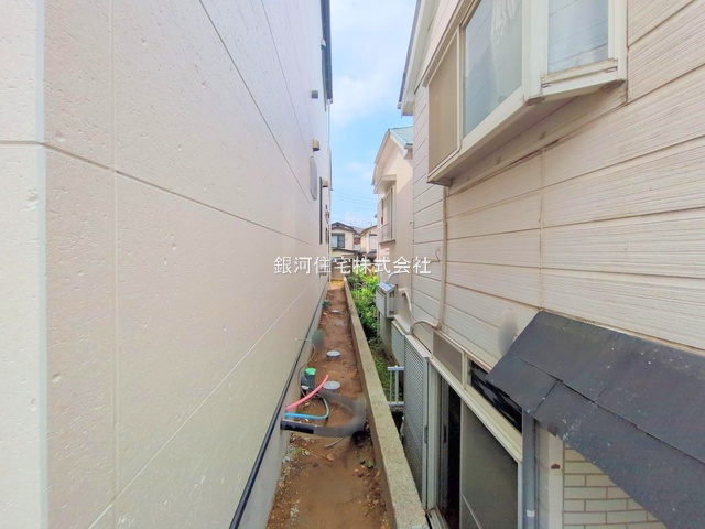 G00373823 神奈川県横浜市港南区下永谷３丁目 新築一戸建て 6990万円 土地面積164.07m² (約49.63坪) 建物面積128.10m² (約38.75坪) 間取り５ＬＤＫ 築年月2025年07月(築１年以内)【外観13】