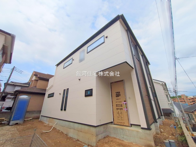 G00373823 神奈川県横浜市港南区下永谷３丁目 新築一戸建て 6990万円 土地面積164.07m² (約49.63坪) 建物面積128.10m² (約38.75坪) 間取り５ＬＤＫ 築年月2025年07月(築１年以内)【外観16】