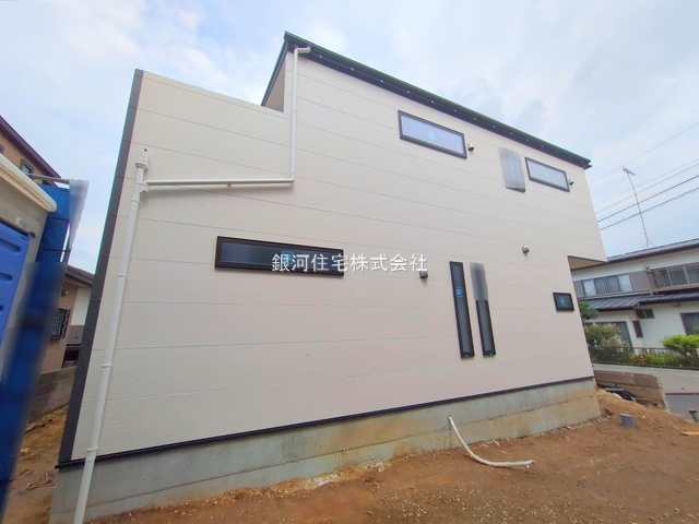 G00373823 神奈川県横浜市港南区下永谷３丁目 新築一戸建て 6990万円 土地面積164.07m² (約49.63坪) 建物面積128.10m² (約38.75坪) 間取り５ＬＤＫ 築年月2025年07月(築１年以内)【外観17】