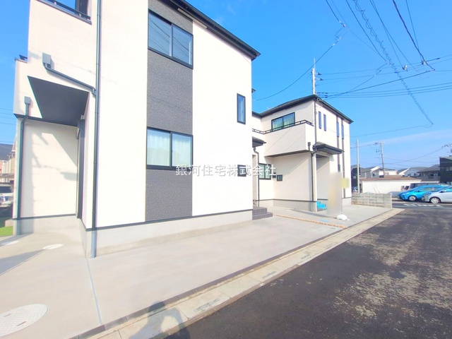 G00374035 埼玉県川口市大字安行小山 新築一戸建て 3690万円 土地面積100.09m² (約30.27坪) 建物面積92.84m² (約28.08坪) 間取り３ＳＬＤＫ 築年月2025年05月(築１年以内)【外観9】