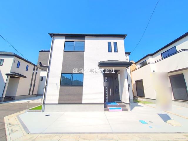 G00374037 埼玉県川口市大字安行小山 新築一戸建て 3890万円 土地面積100.10m² (約30.28坪) 建物面積93.56m² (約28.30坪) 間取り４ＬＤＫ 築年月2025年05月(築１年以内)【外観15】