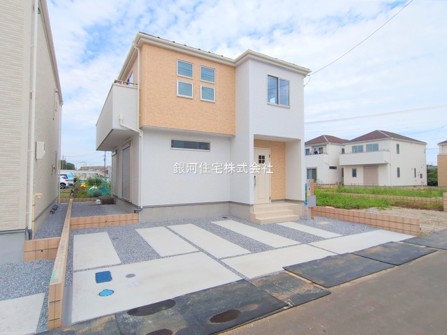 G00374295 埼玉県上尾市大字瓦葺 新築一戸建て 3590万円 土地面積120.00m² (約36.29坪) 建物面積96.05m² (約29.05坪) 間取り３ＬＤＫ 築年月2025年06月(築１年以内)【外観10】