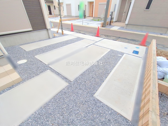 G00374296 埼玉県上尾市大字瓦葺 新築一戸建て 3590万円 土地面積120.03m² (約36.30坪) 建物面積96.67m² (約29.24坪) 間取り３ＬＤＫ 築年月2025年06月(築１年以内)【外観8】